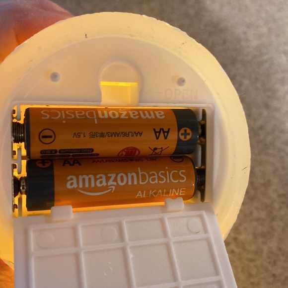 2 - Matte Gold Candle Holder W/Battery Operated Candle Can add Flowers  NWT - Picture 12 of 15